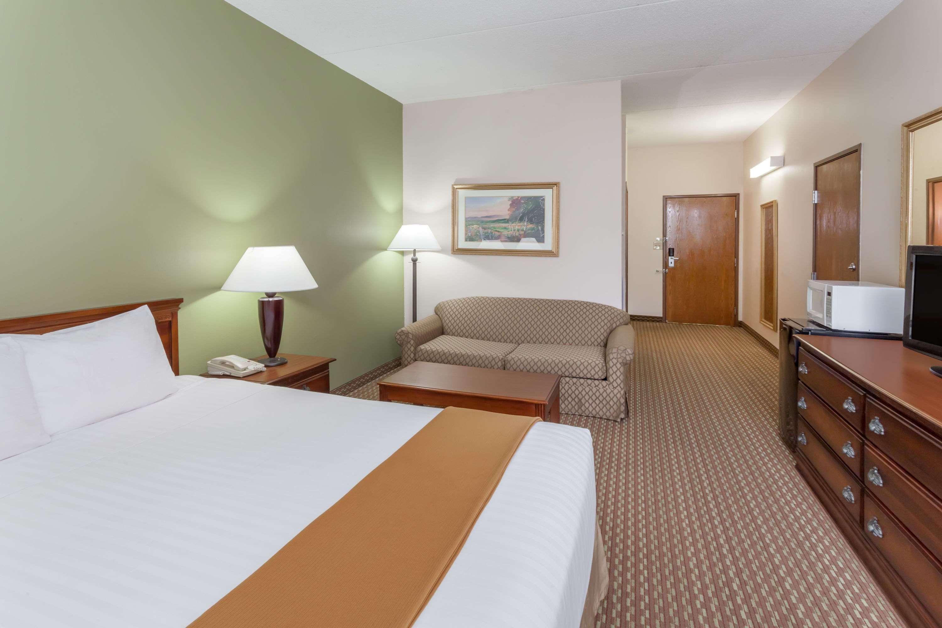 Baymont By Wyndham Lafayette - Purdue University Zewnętrze zdjęcie